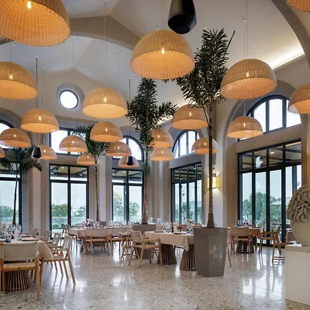 Palaia 5*